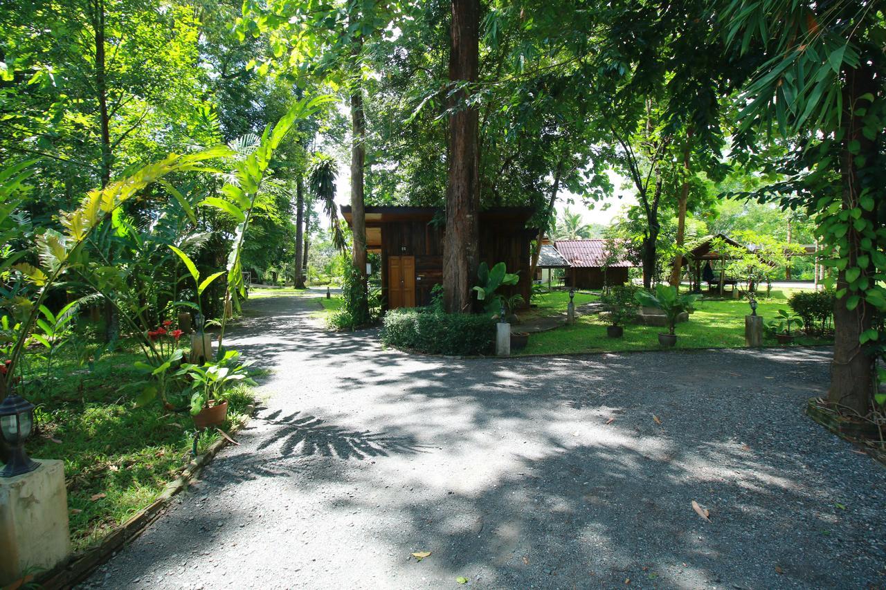 Papa'S Garden Hotel Doi Saket Exterior photo